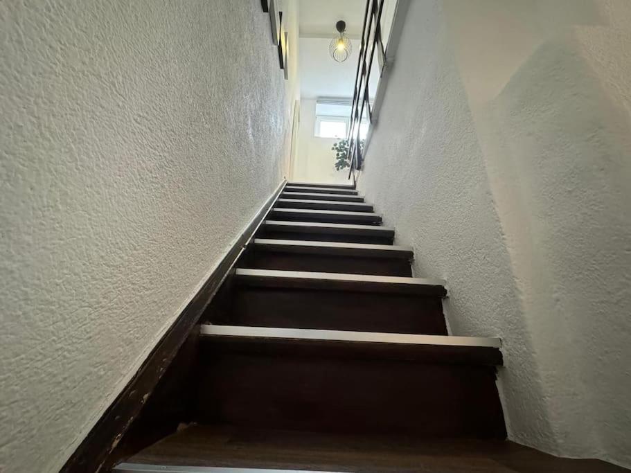 Townhouse Fuer 10 Personen Mit Garten Esslingen am Neckar Exteriér fotografie