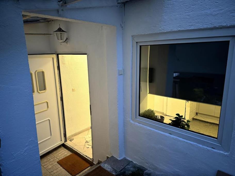 Townhouse Fuer 10 Personen Mit Garten Esslingen am Neckar Exteriér fotografie